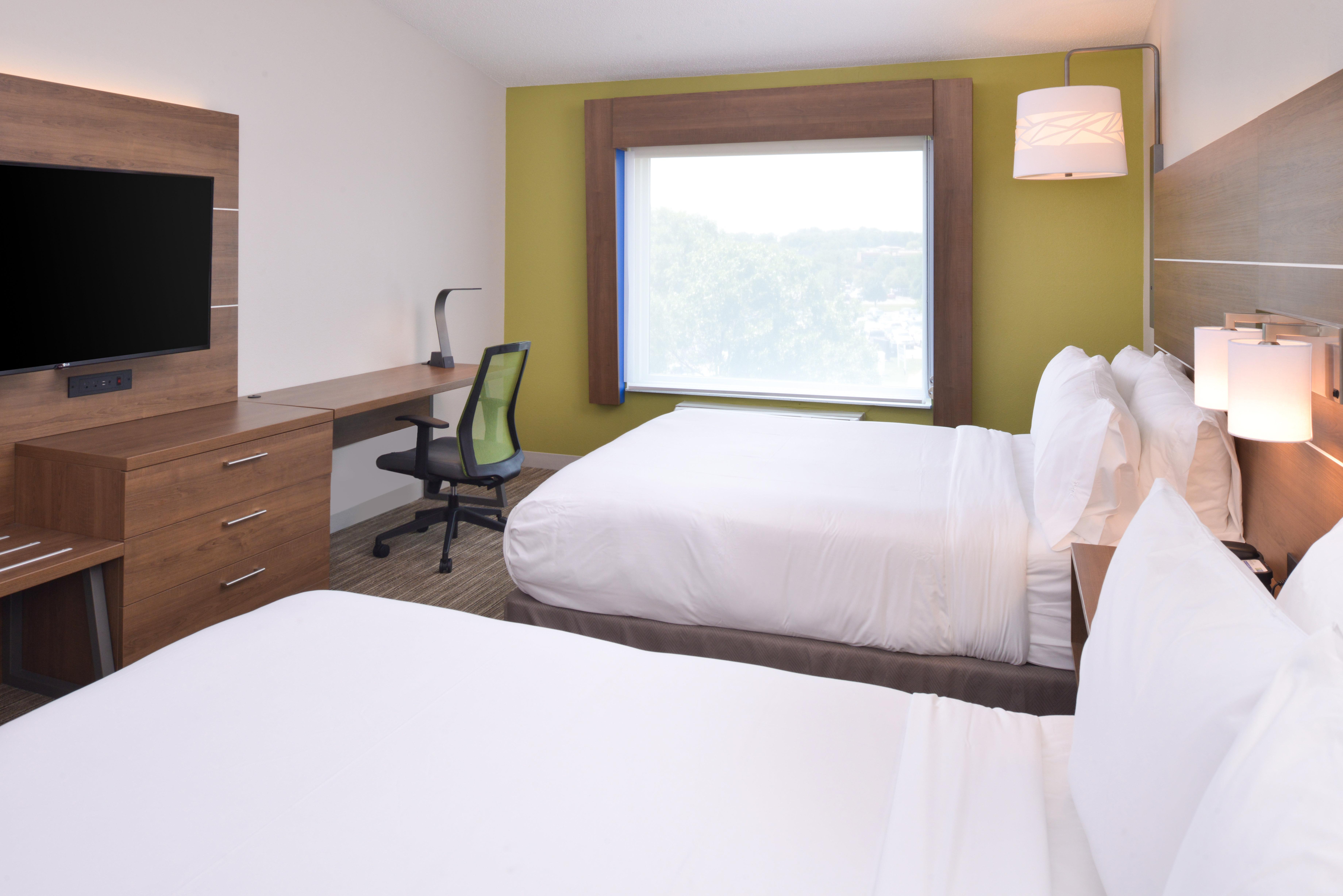 Hotel Holiday Express & - - 120th And Maple By Ihg 3*